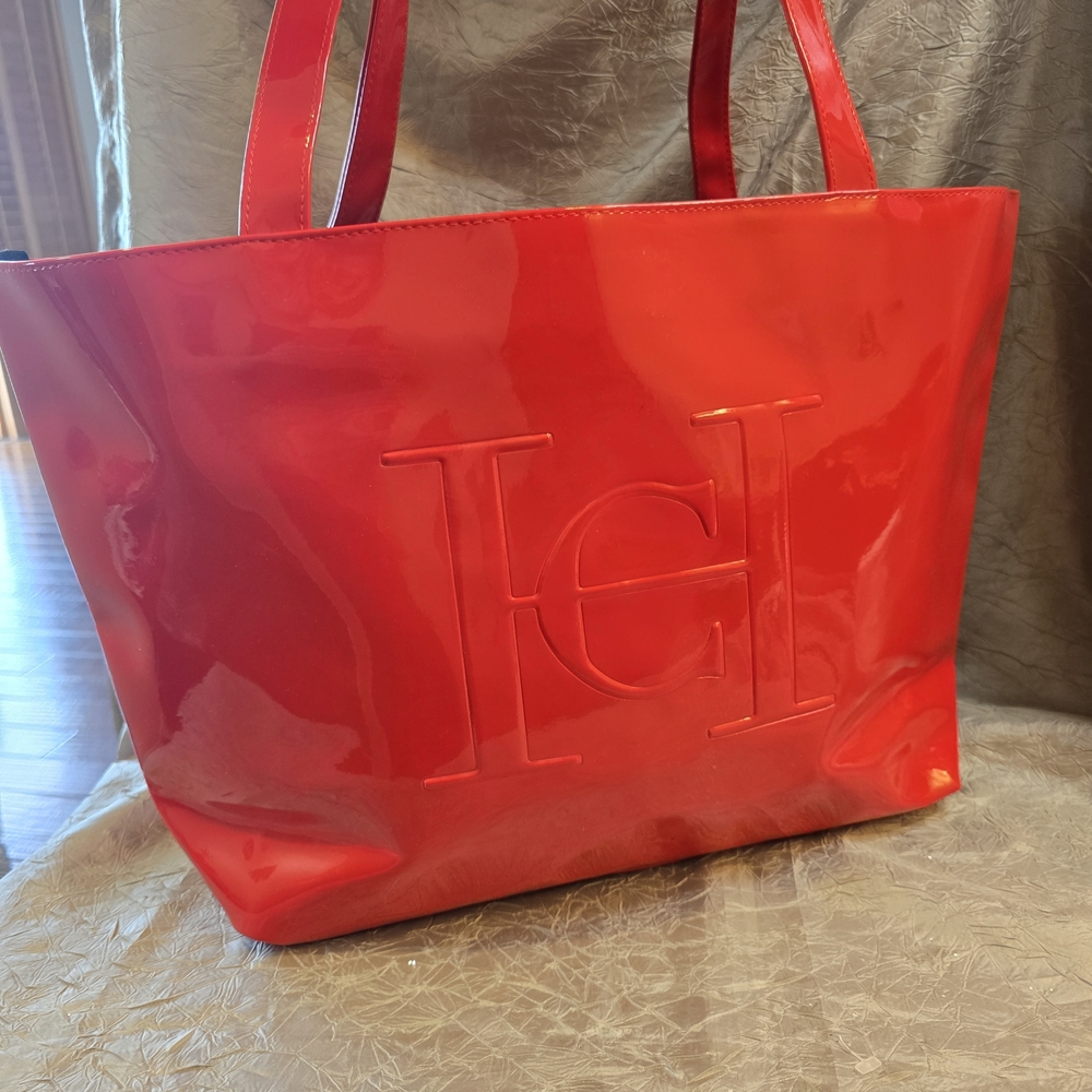 Carolina Herrera Glossy Red Tote Bag - Picture 6 of 14